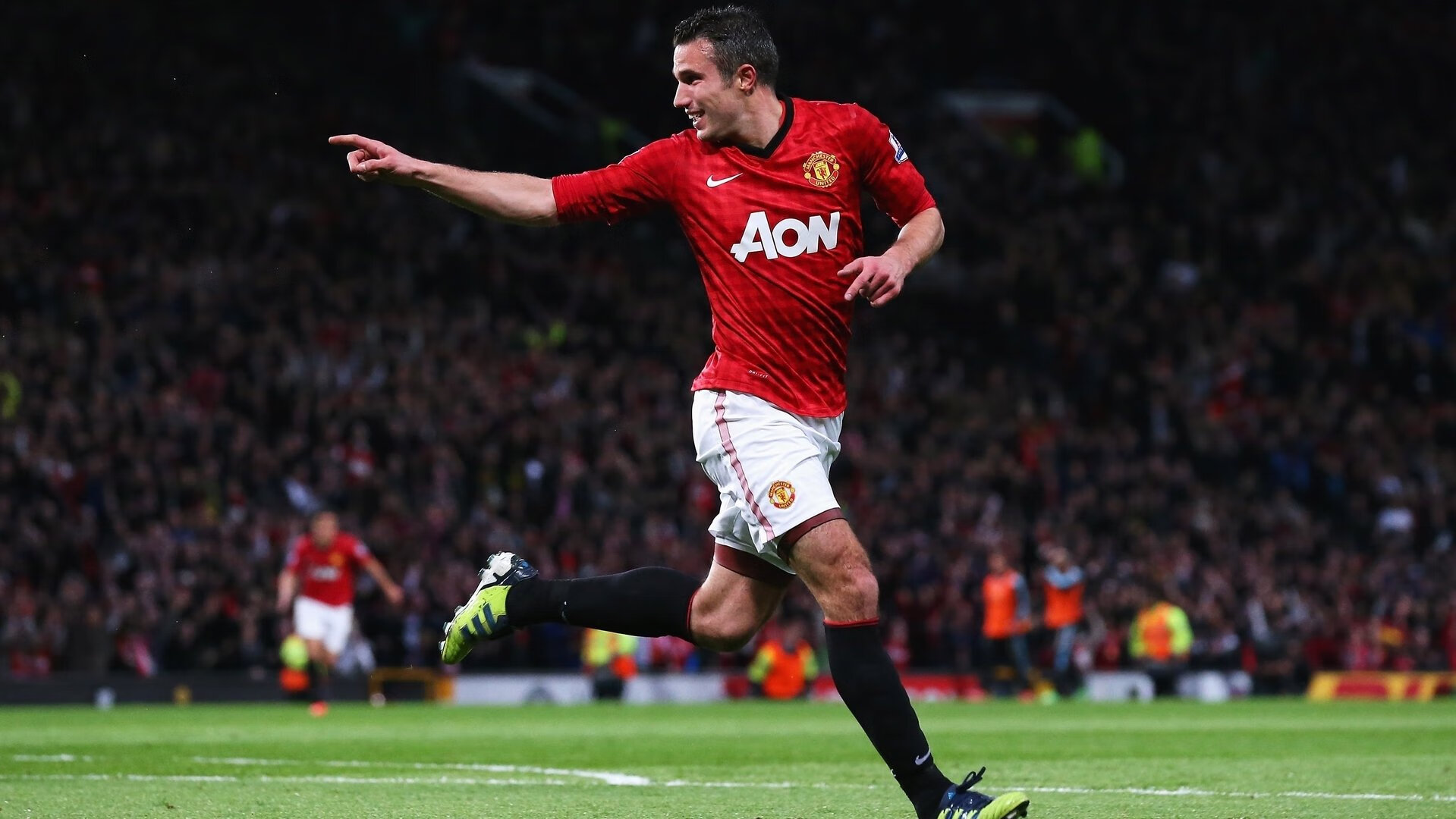 墨西哥骑手卡洛斯·汉克在巴黎奥运会上与“Porthos Maestro WH Z”马匹携手参赛，表现出色。